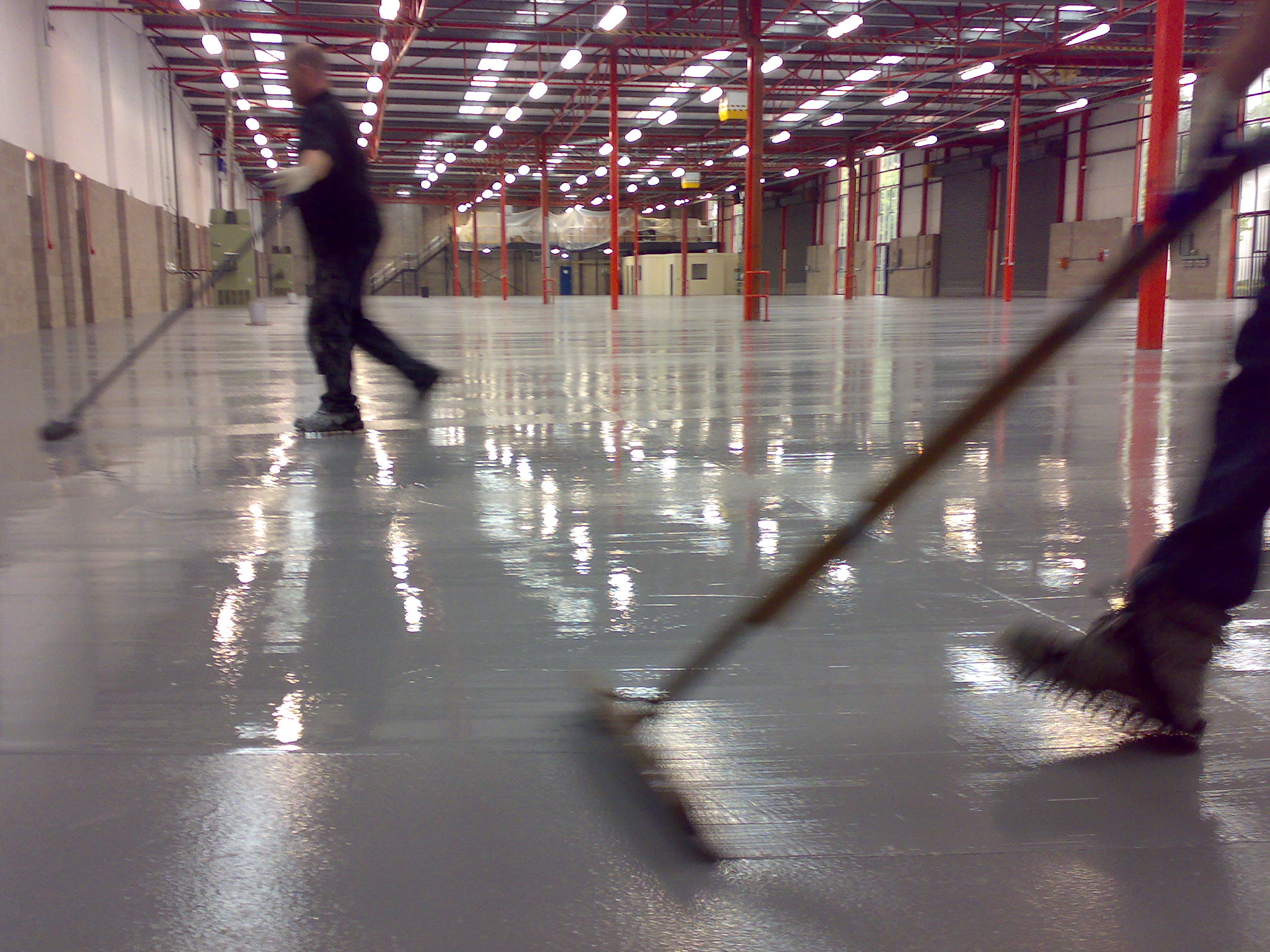 warehouse-epoxy-flooring